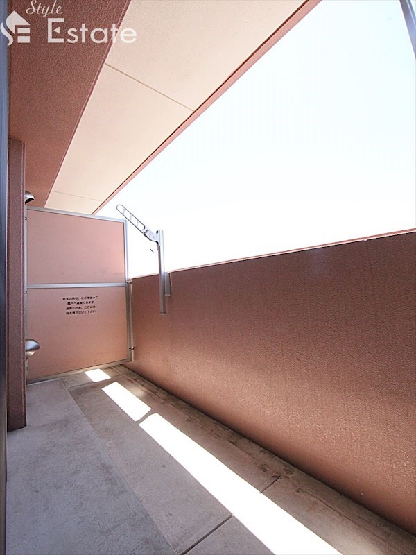 バルコニー　バルコニー