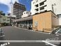 コンビニ　セブンイレブン（コンビニ）まで800m