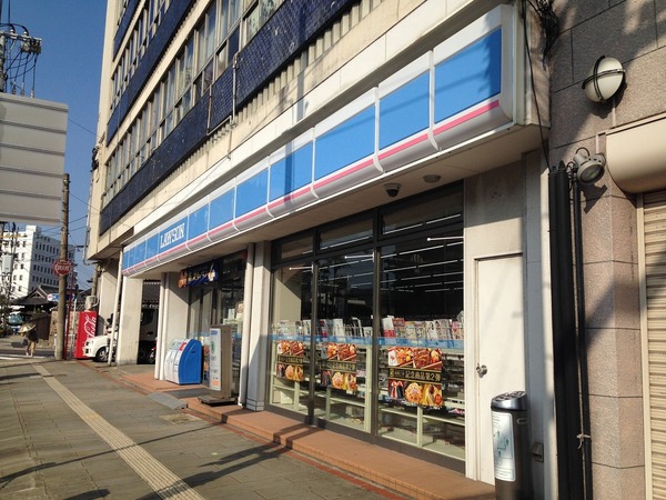 コンビニ　ローソン出島店（コンビニ）まで119m