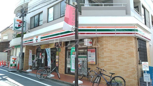 コンビニ　セブンイレブン 下井草店（コンビニ）まで539m