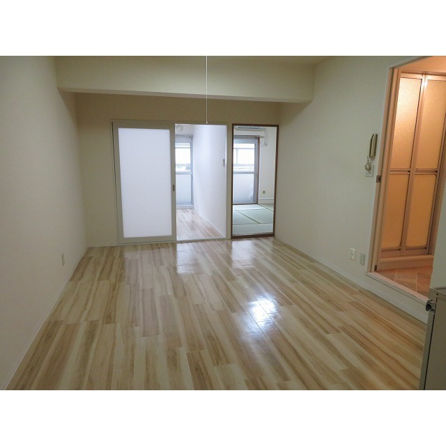 その他　同間取り別部屋の写真です