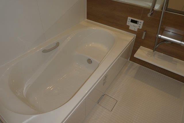 バス・シャワールーム　一坪風呂