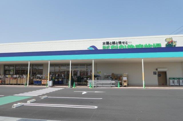 スーパー　なかやま牧場バラ園前店（スーパー）まで1011m