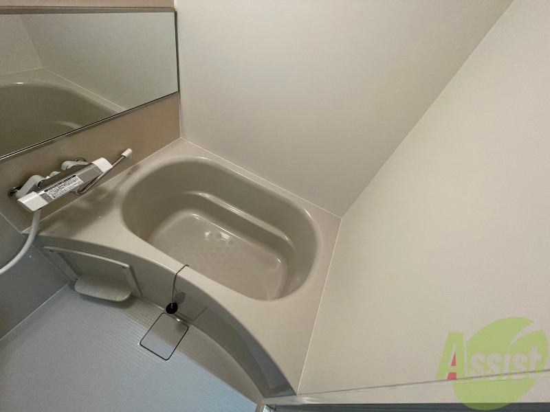 バス・シャワールーム　お風呂になります。一日の疲れを癒してくださいね。