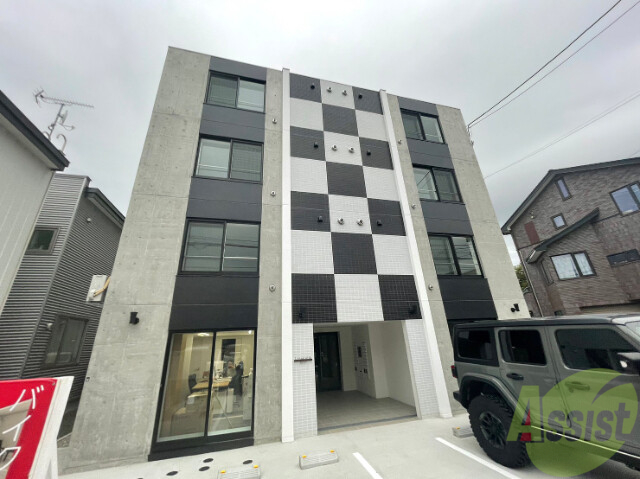 建物外観　札幌市西区発寒３条「Ｌｉｖｉｎｇｗｉｔｈｍｏｔｏ」
