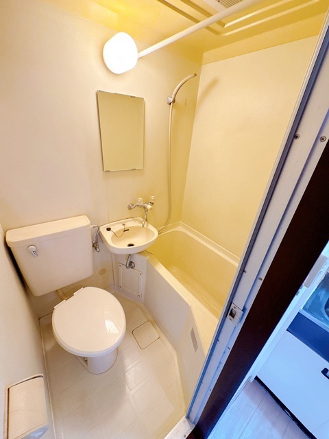 バス・シャワールーム