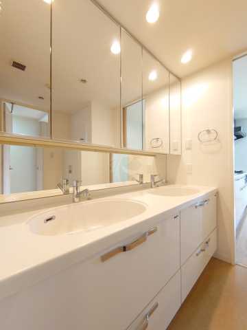 洗面設備　URBAN PARK代官山