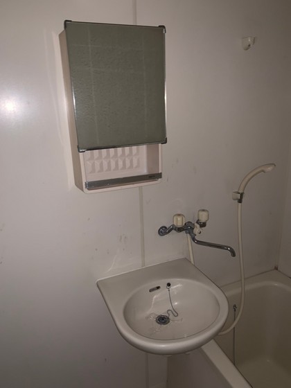 洗面設備　※別部屋の写真です