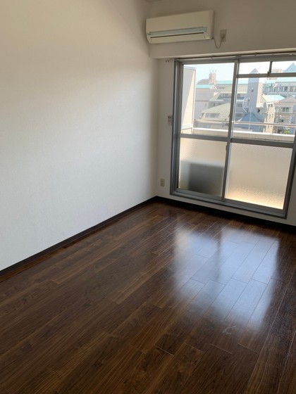 居室・リビング　※別部屋の写真です