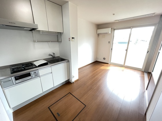 居室・リビング　※別部屋の写真です