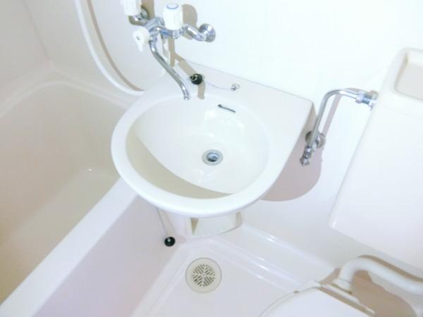 洗面設備　綺麗です♪