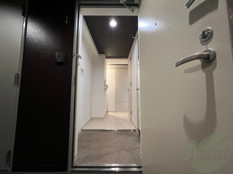 玄関　玄関です。白を基調としていて清潔感があります！