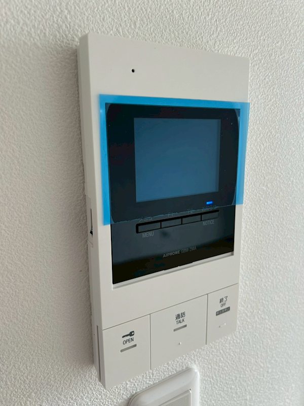 セキュリティ　来訪者をカメラで確認できるので女性の方にも安心