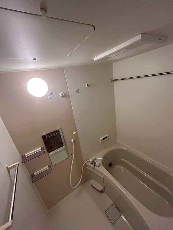 バス・シャワールーム　綺麗なお風呂