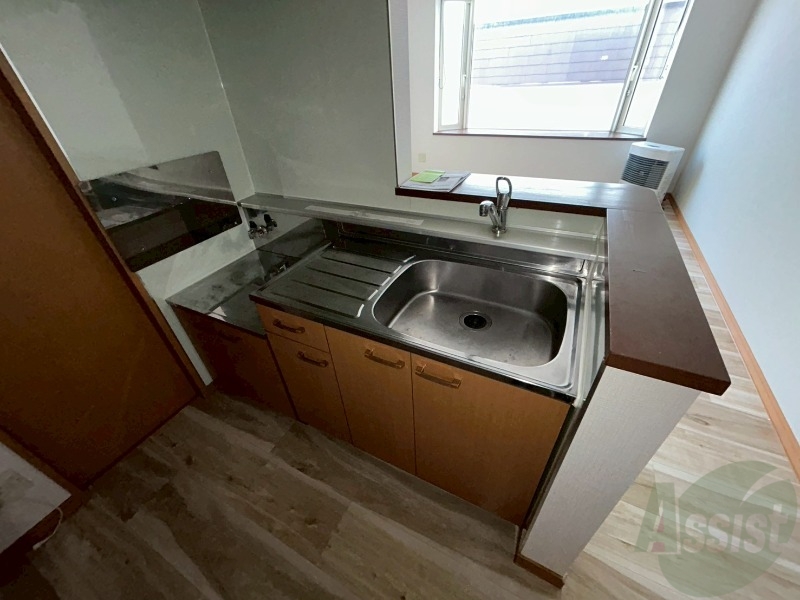 キッチン　キッチンはスペースも広々していて使いやすそうですよ！