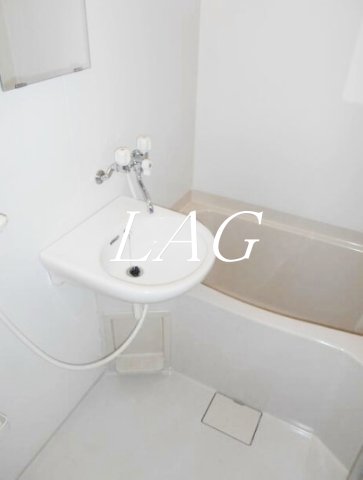 バス・シャワールーム　お風呂です。