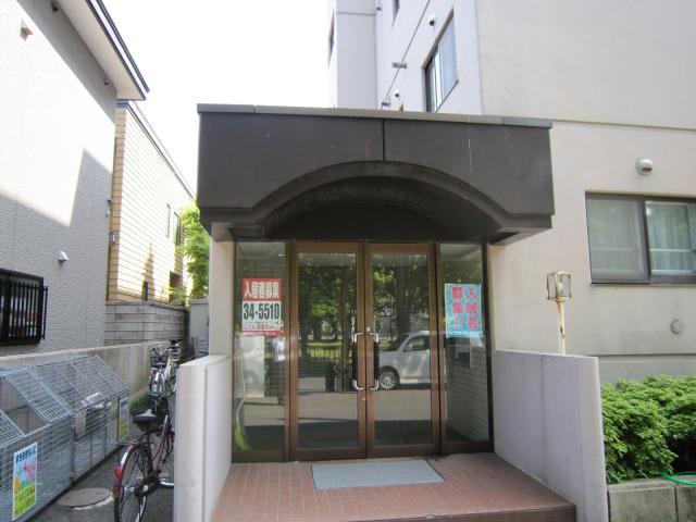 エントランス　エントランス部分