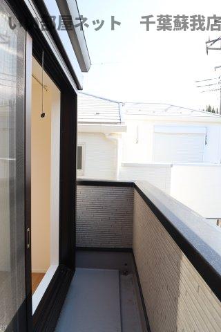 バルコニー　開放的で明るい空間を演出してくれるバルコニーです