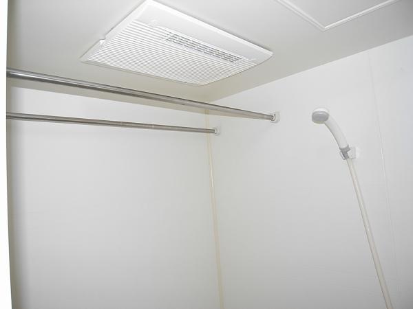 バス・シャワールーム　浴室乾燥機