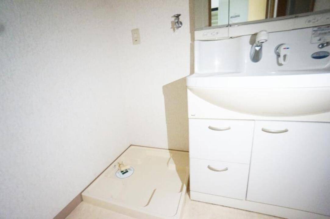 洗面設備　洗濯機置場