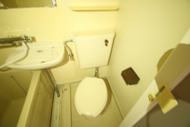 トイレ　別室の参考写真です。※現況優先