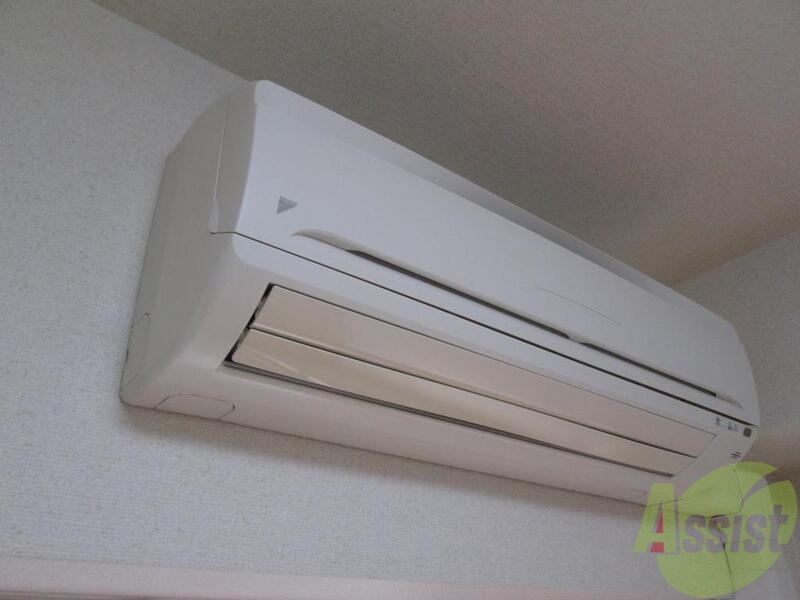 その他設備　新しいエアコン付で、電気代も節約しましょ