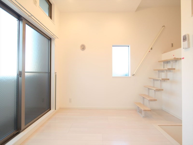 その他　洋室6帖　ロフト6帖（収納としても寝室としても使えます）