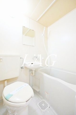 バス・シャワールーム　お風呂です。