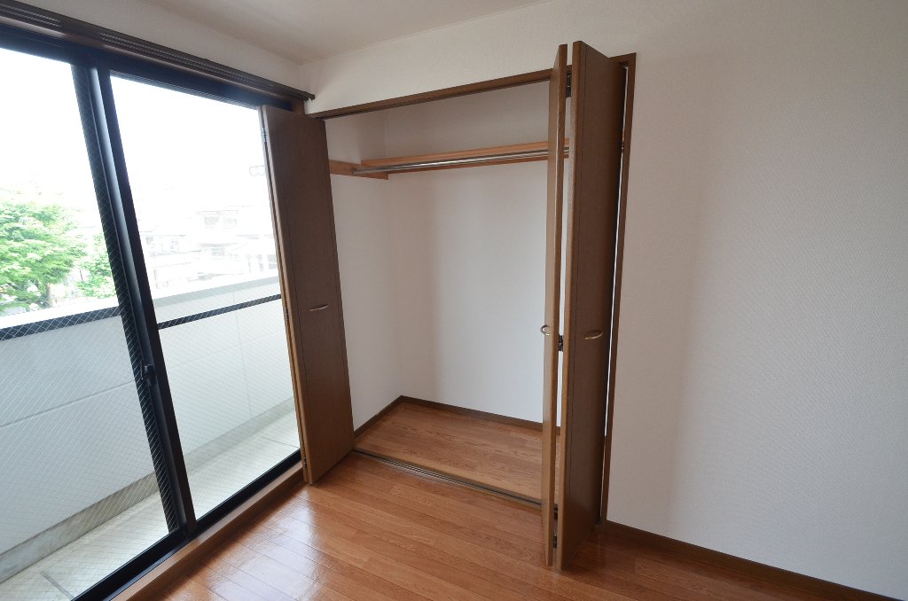 収納　クローゼット