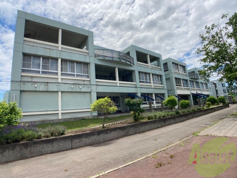 中学校　札幌市立あいの里東中学校（中学校）まで3278m