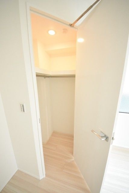 収納　ウォークインクローゼット