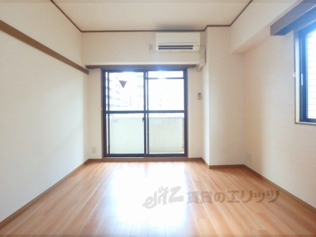 居室・リビング　洋室