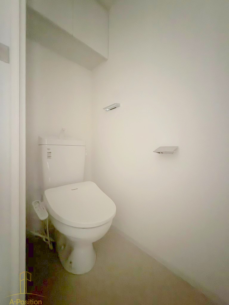 トイレ　スプランディット難波VII