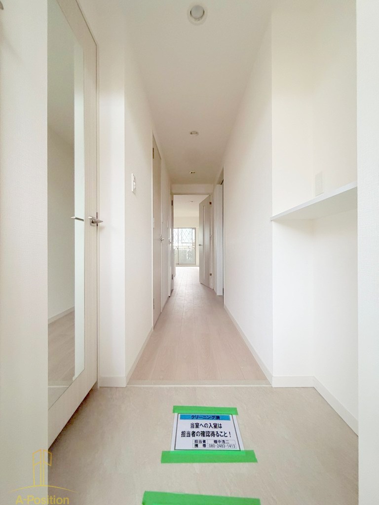 玄関　スプランディット難波VII