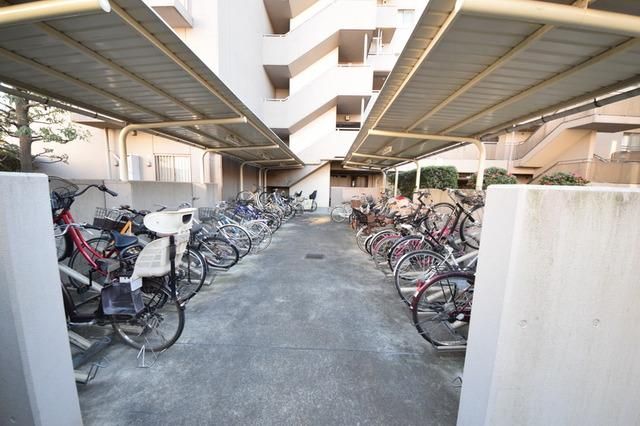 その他共有部分　♪屋根付き駐輪場♪