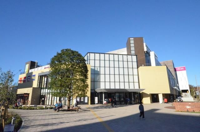 ショッピングセンター　イオンモール（ショッピングセンター）まで400m