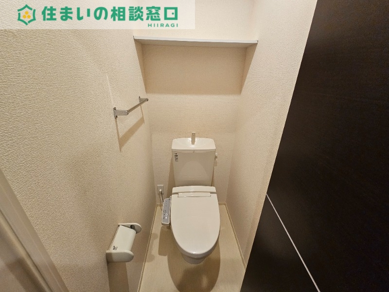 トイレ　同型