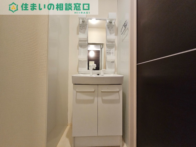 洗面設備　同型