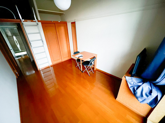 居室・リビング　※別部屋の写真です