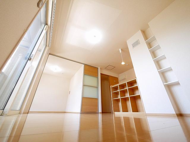 居室・リビング　おしゃれな居間です