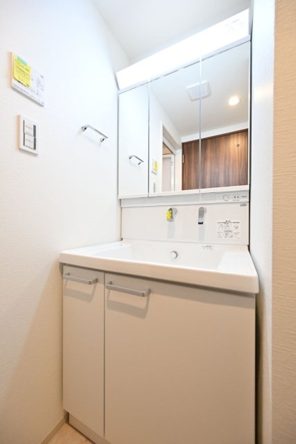 洗面設備　シャンプードレッサー