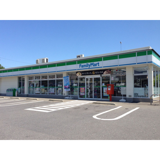 コンビニ　ファミリーマートつくば赤塚店（コンビニ）まで1355m