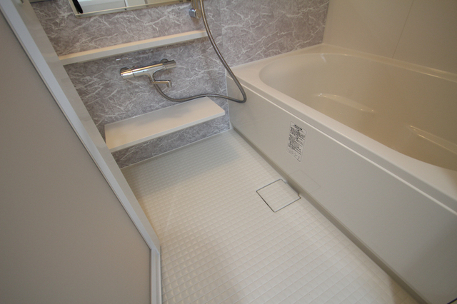 バス・シャワールーム　※別室の参考写真の為、現況優先です。