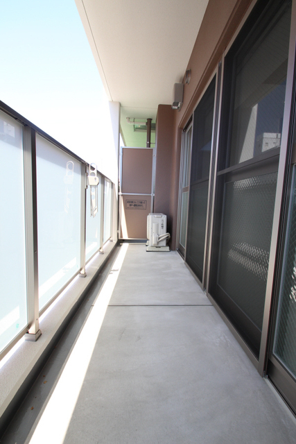 バルコニー　※別室の参考写真の為、現況優先です。