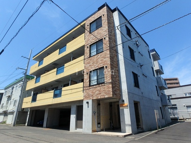 建物外観　ミ・ピアーチェ環状通