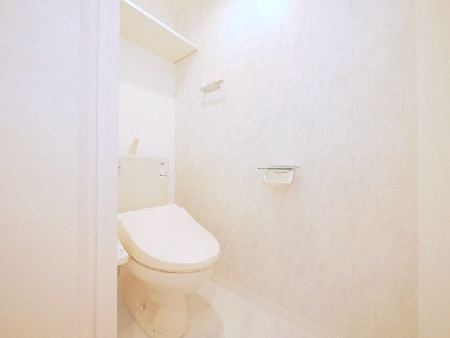 トイレ　ウォシュレットです☆