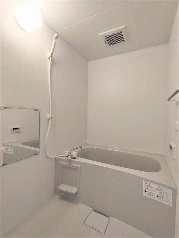 バス・シャワールーム　24間換気システムを敷設。清潔にご利用可能。