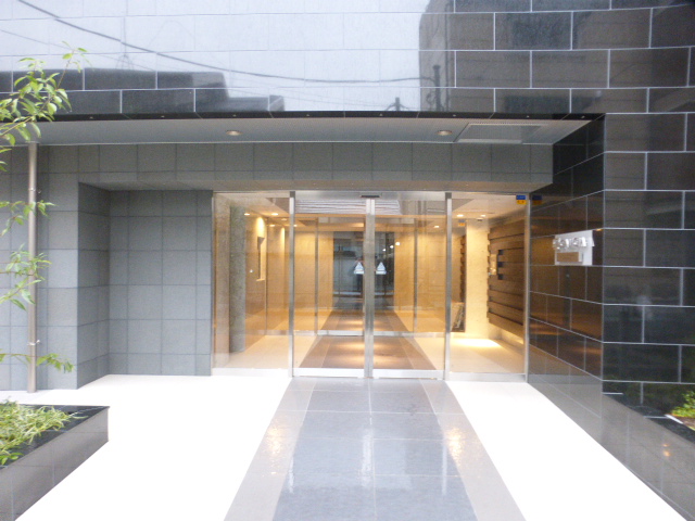 エントランス　エントランス
