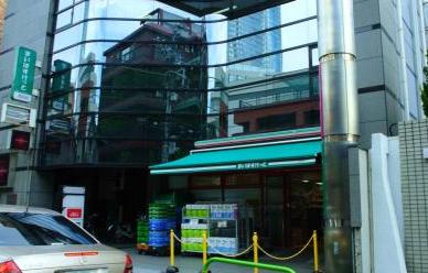 スーパー　まいばすけっと西麻布3丁目（スーパー）まで395m