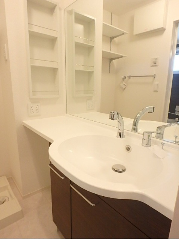 洗面設備　図面と現状に相違がある場合には現状を優先